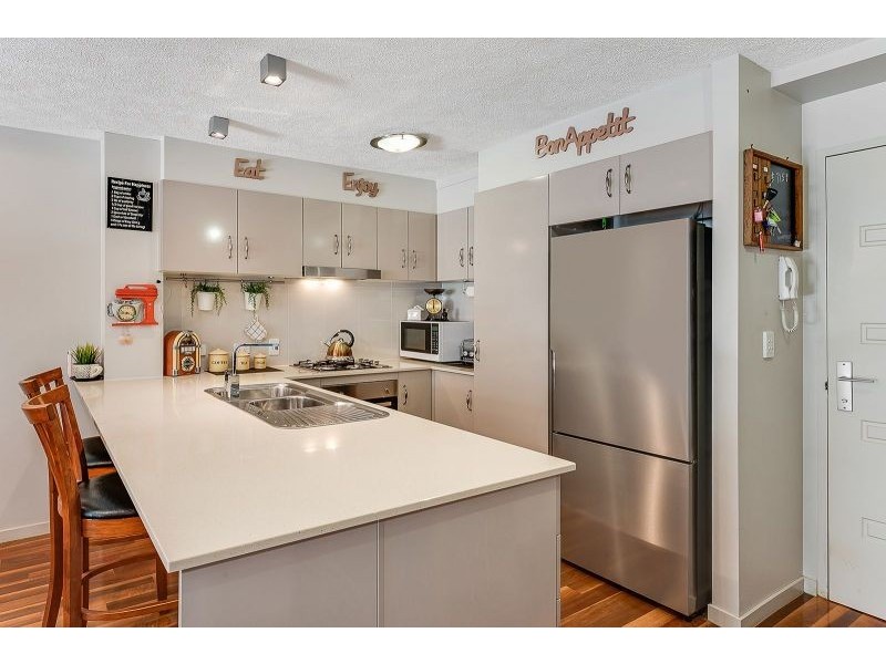 4/36 Third Avenue, Sandgate QLD 4017