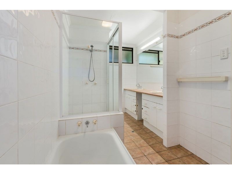 20 Craig Street, Brighton QLD 4017