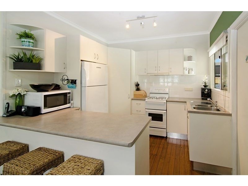 9 Glendavis Street, Brighton QLD 4017