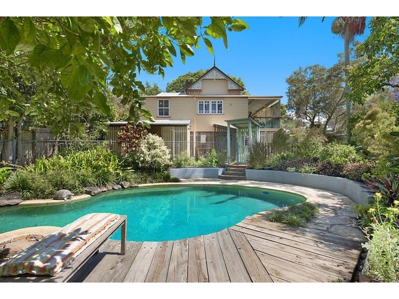 107 Yundah Street, Shorncliffe QLD 4017