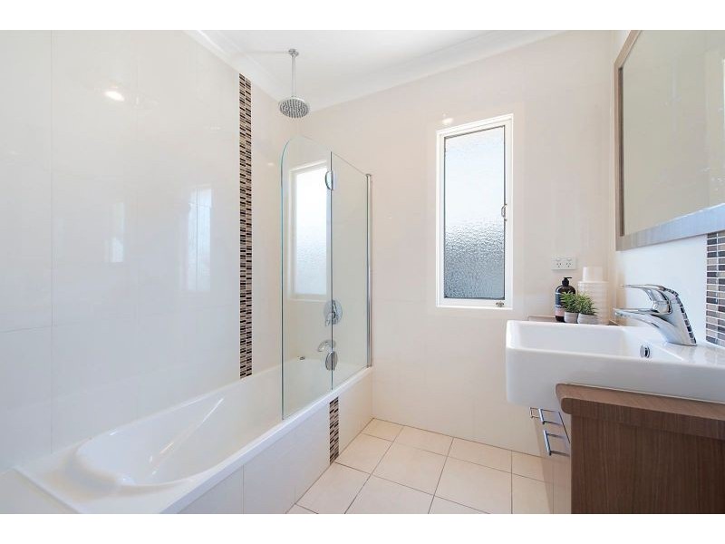 13 Pollard St, Brighton QLD 4017