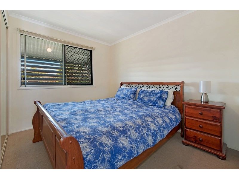 32 Barclay Street, Deagon QLD 4017