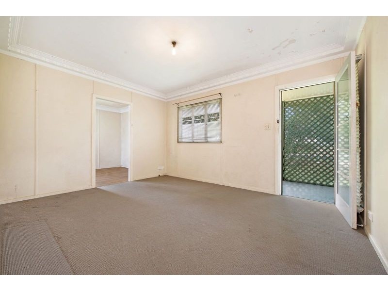 16 Sandown Street, Brighton QLD 4017