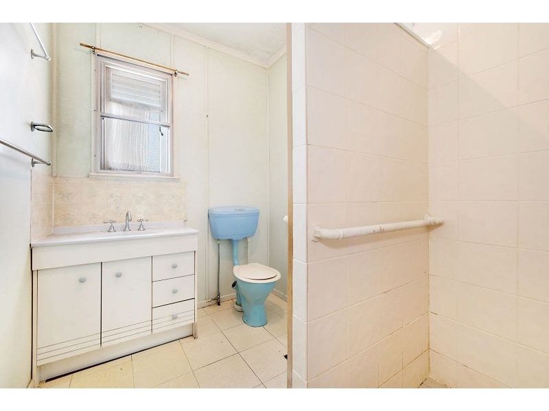 16 Sandown Street, Brighton QLD 4017