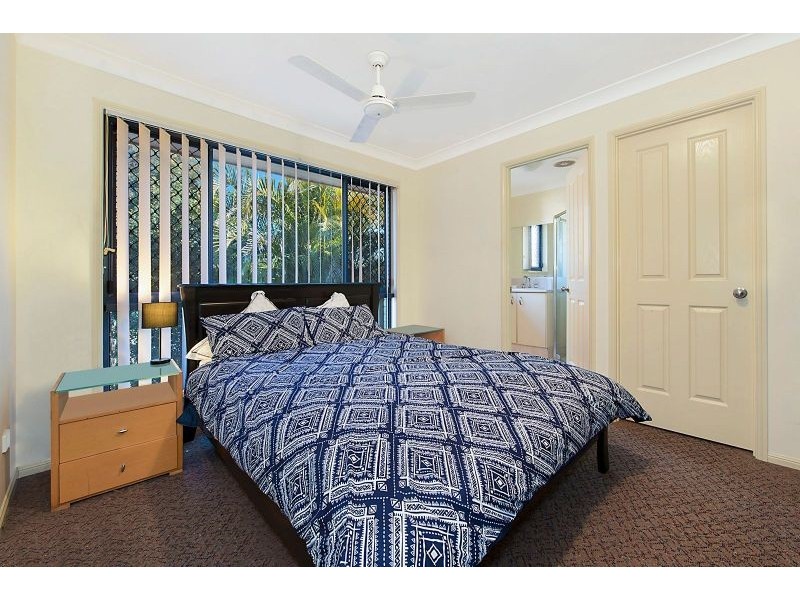 5B Lady Bowen Parade, Rothwell QLD 4022