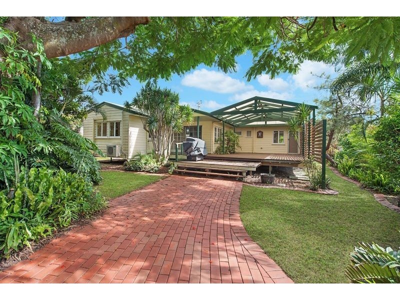 25 Cornelius Street, Clontarf QLD 4019