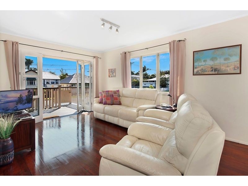 56 Bevington Street, Sandgate QLD 4017