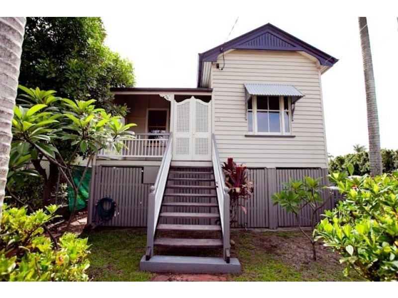 12 Beatham Street, Sandgate QLD 4017