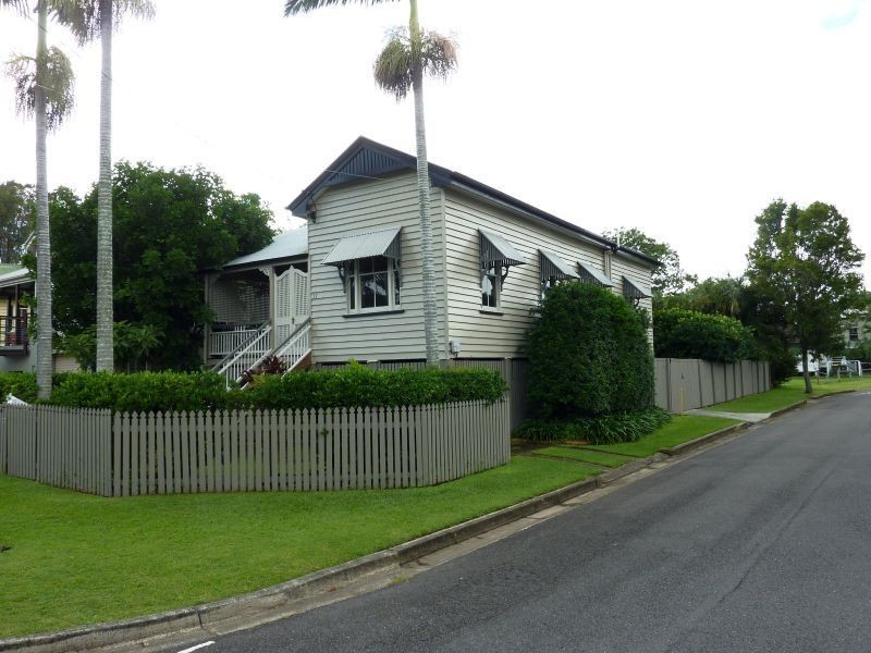 12 Beatham Street, Sandgate QLD 4017