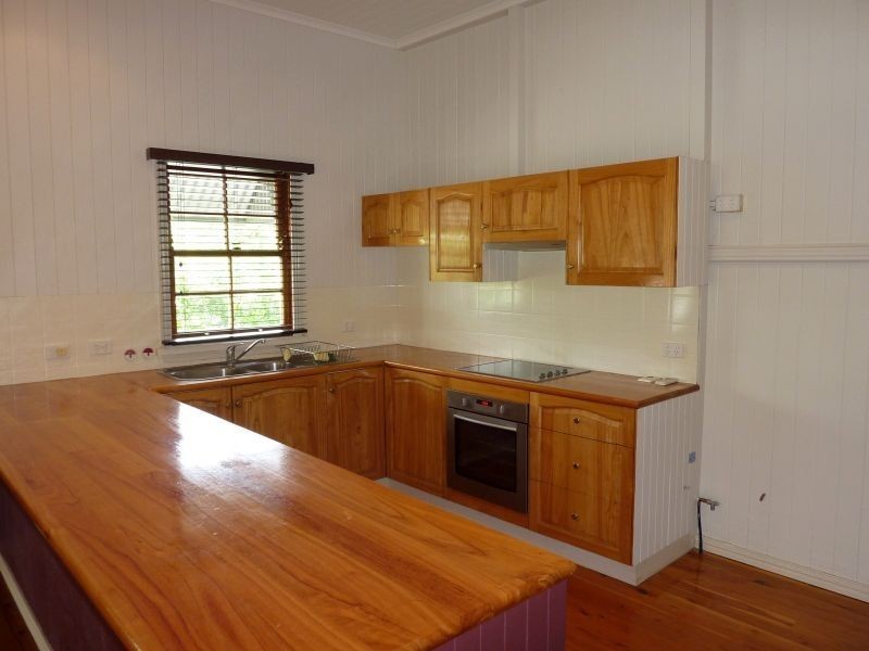 12 Beatham Street, Sandgate QLD 4017