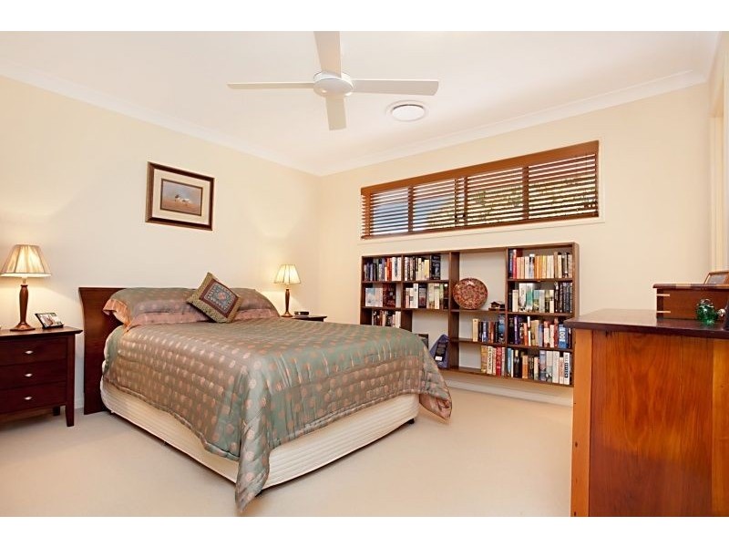 9 Cremorne Place, Brighton QLD 4017