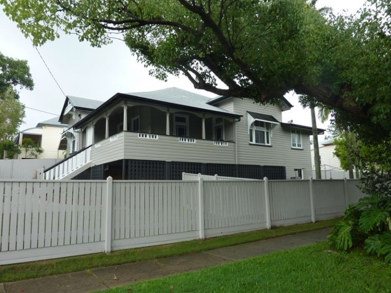 86 Yundah Street, Shorncliffe QLD 4017