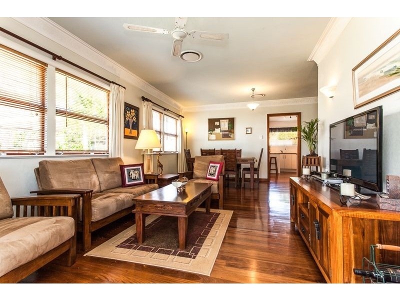 10 Darling Street, Sandgate QLD 4017