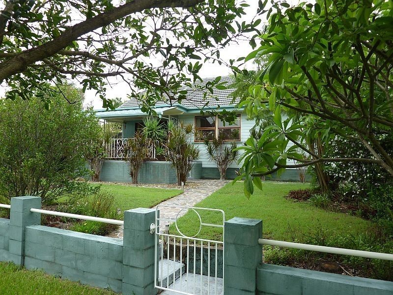 10 Darling Street, Sandgate QLD 4017