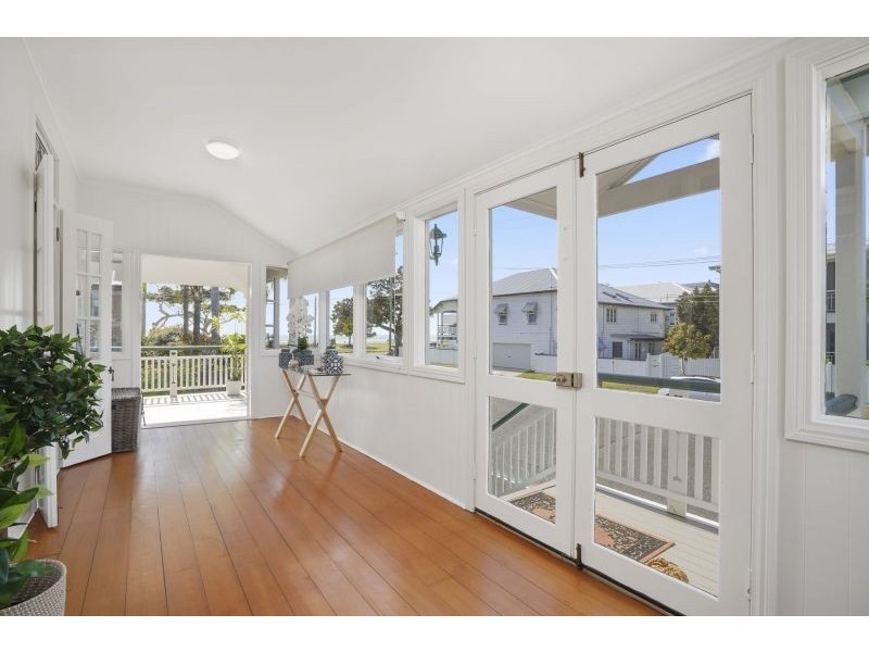 58 Fifth Avenue, Sandgate QLD 4017