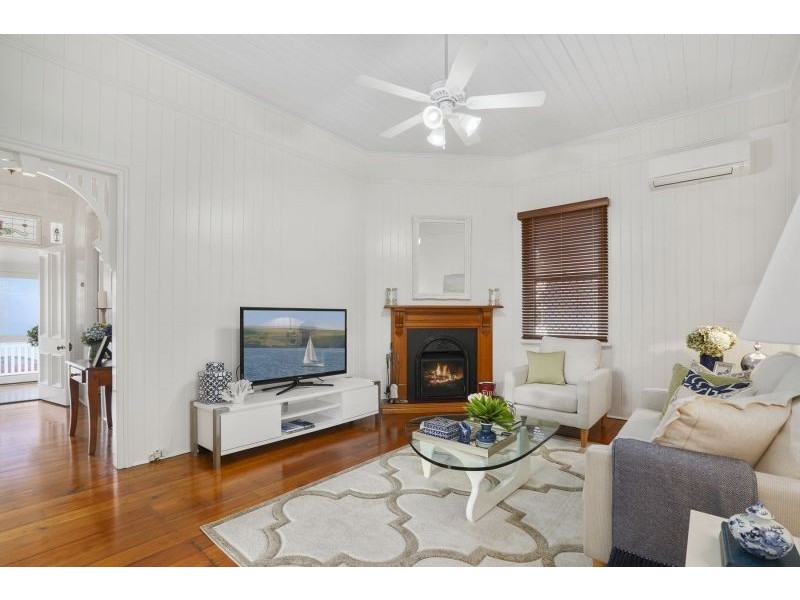 58 Fifth Avenue, Sandgate QLD 4017