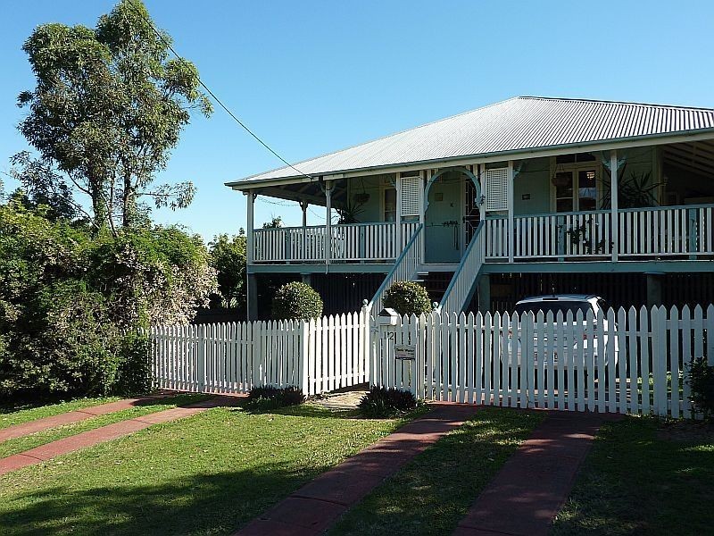 12 Lunn Street, Sandgate QLD 4017