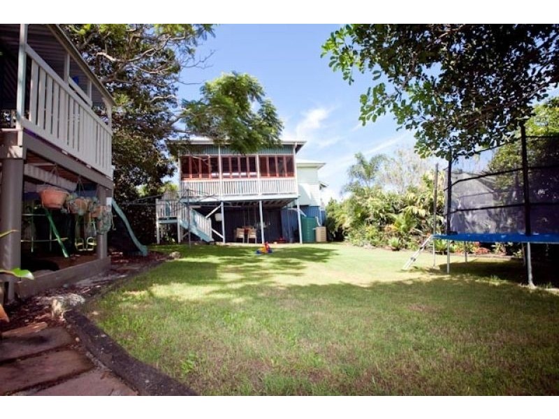 12 Lunn Street, Sandgate QLD 4017