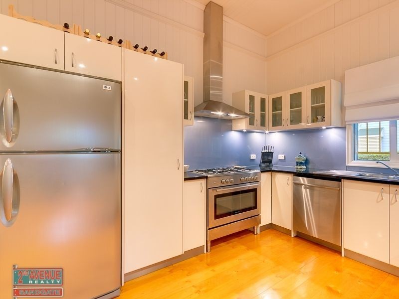 43 Hoskins Street, Sandgate QLD 4017