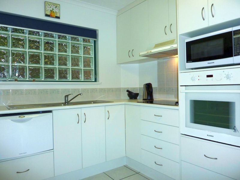 1/154 Eagle Terrace, Sandgate QLD 4017