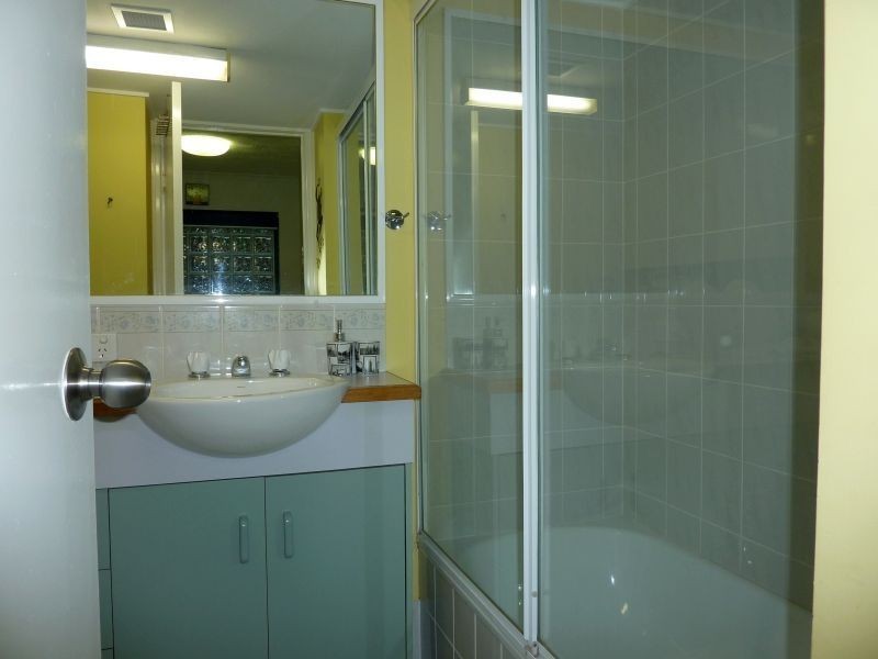 1/154 Eagle Terrace, Sandgate QLD 4017