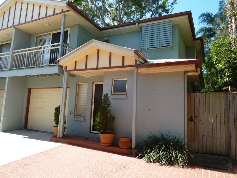 4/222 Rainbow Street, Sandgate QLD 4017