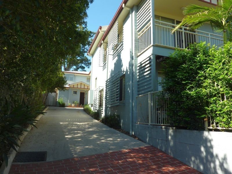 4/222 Rainbow Street, Sandgate QLD 4017