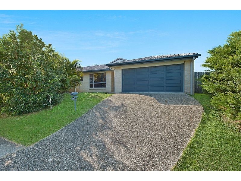 5A Lady Bowen Parade, Rothwell QLD 4022