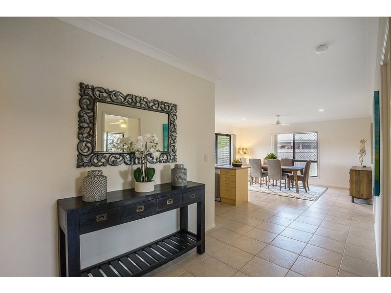 5 McIntyre Court, Mudgeeraba QLD 4213