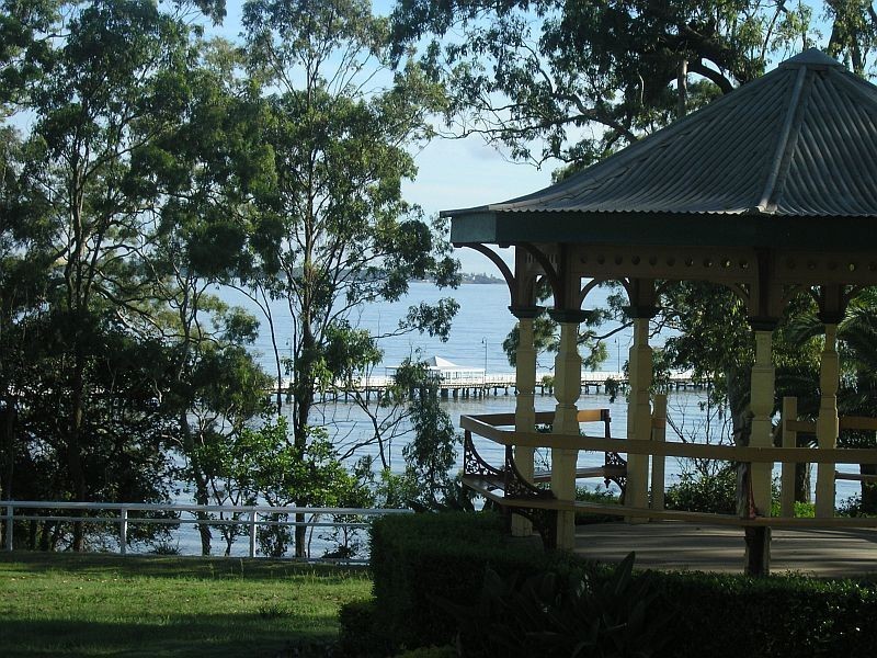 14 Sunday Street, Shorncliffe QLD 4017