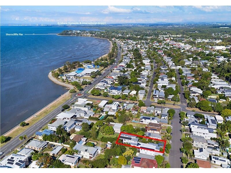 68 Clayton Street, Sandgate QLD 4017