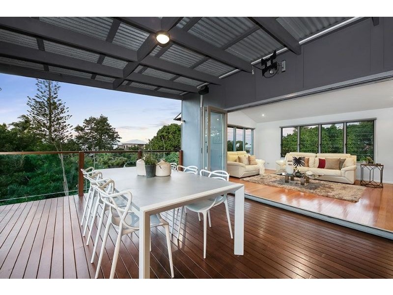 68 Clayton Street, Sandgate QLD 4017