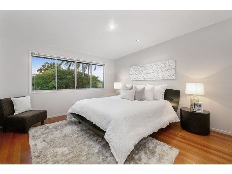 68 Clayton Street, Sandgate QLD 4017