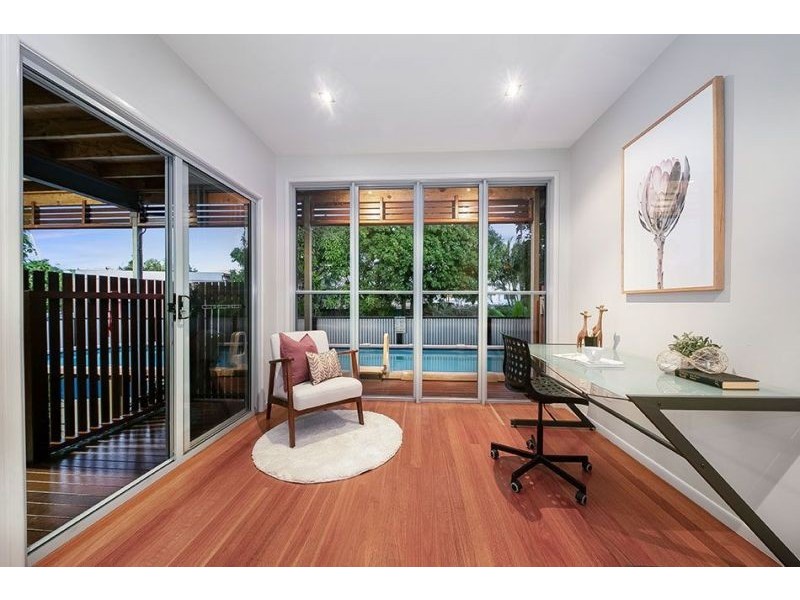 68 Clayton Street, Sandgate QLD 4017