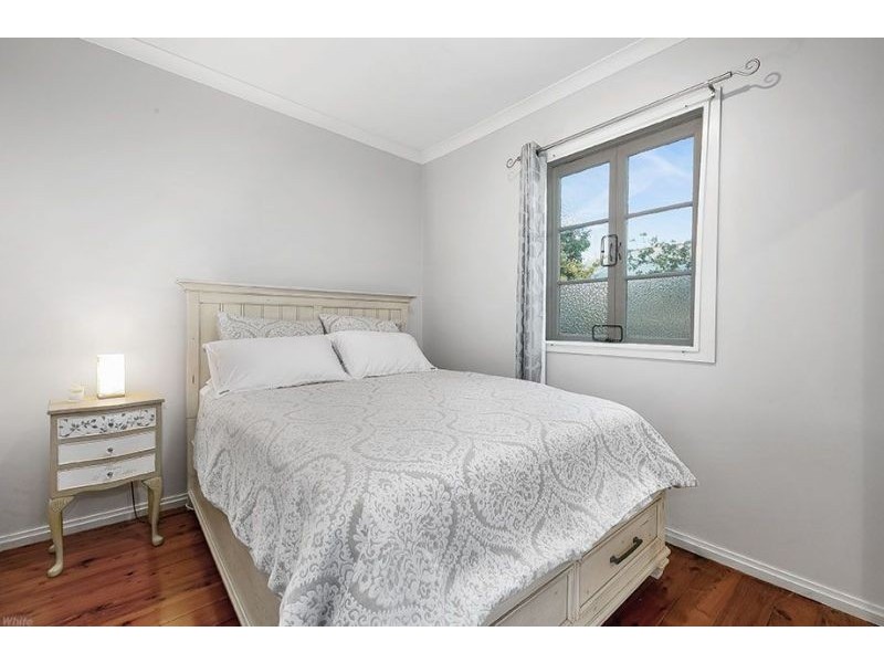 68 Clayton Street, Sandgate QLD 4017