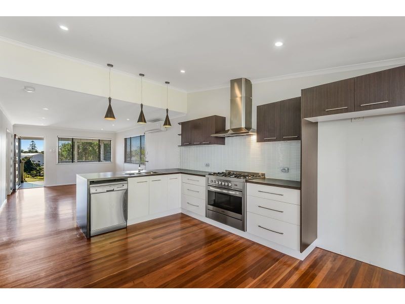 88 Deagon Street, Sandgate QLD 4017