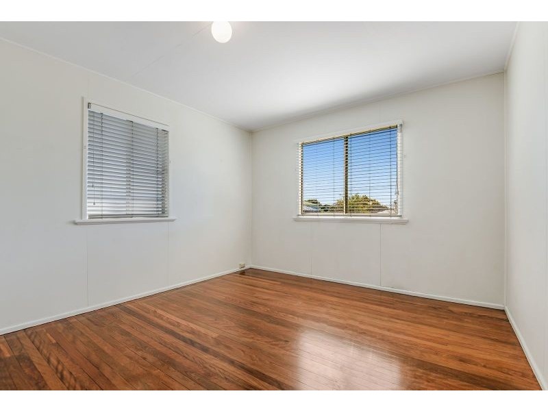 88 Deagon Street, Sandgate QLD 4017