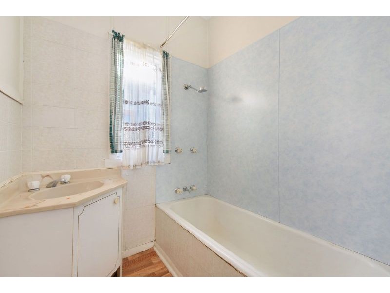 18 Morcombe Street, Brighton QLD 4017