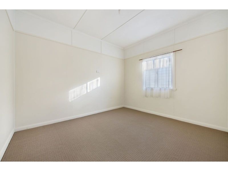 18 Morcombe Street, Brighton QLD 4017