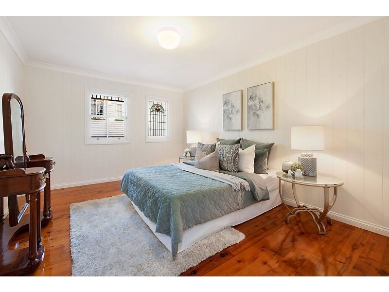 44 Second Avenue, Sandgate QLD 4017