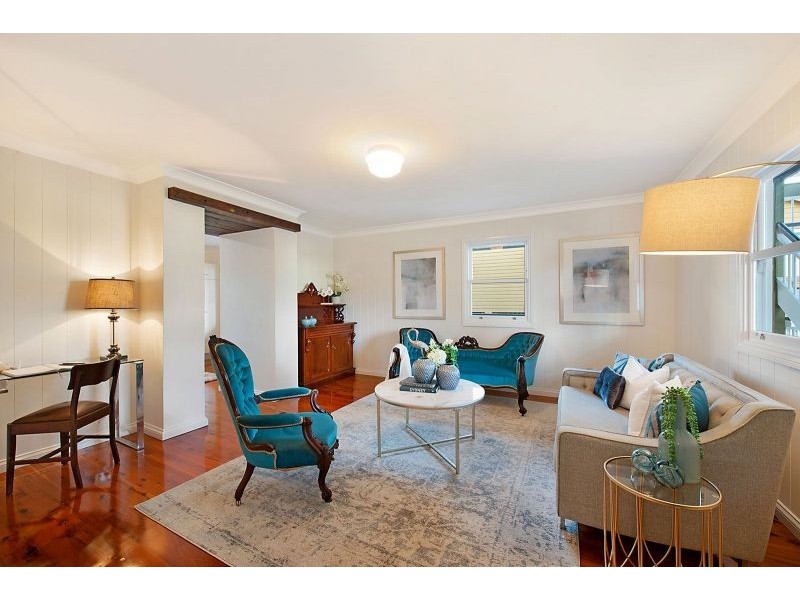 44 Second Avenue, Sandgate QLD 4017