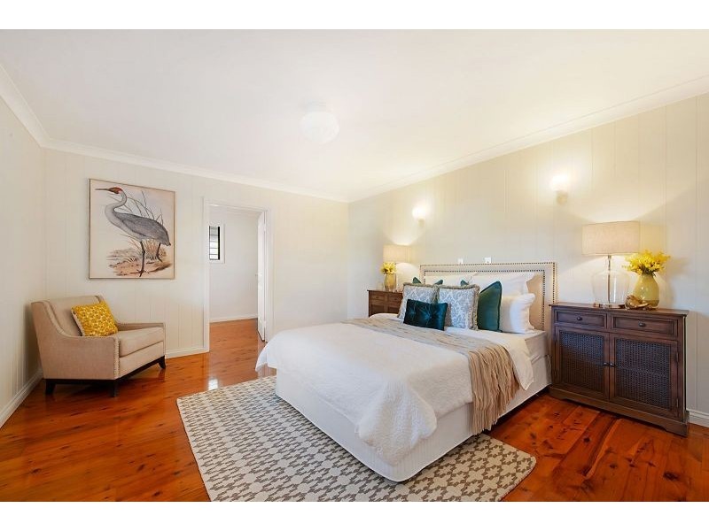 44 Second Avenue, Sandgate QLD 4017