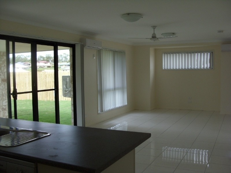 3 Beatle Parade, Calliope QLD 4680