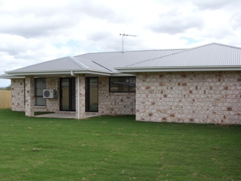 3 Beatle Parade, Calliope QLD 4680