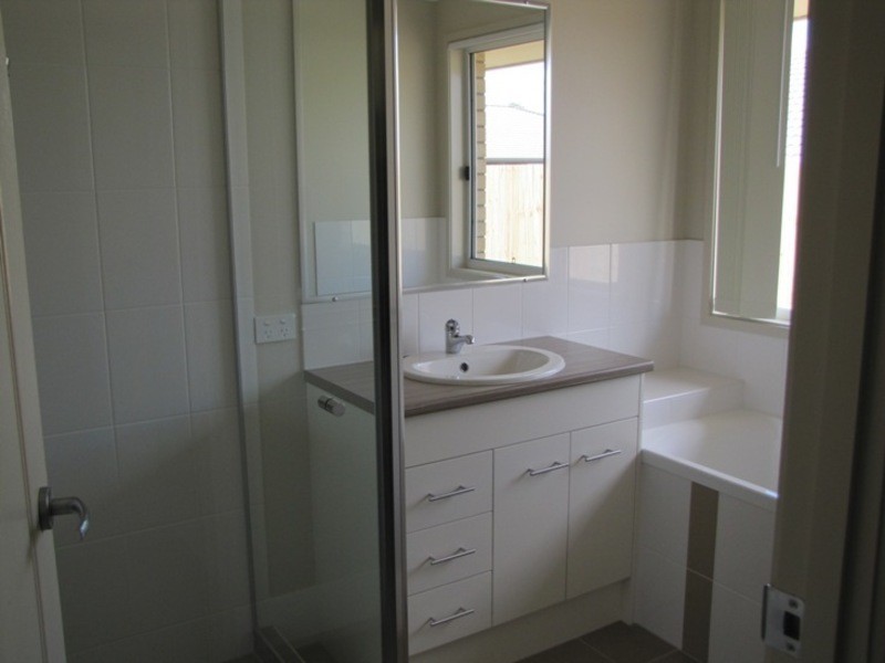 9 Abbey Place, Calliope QLD 4680