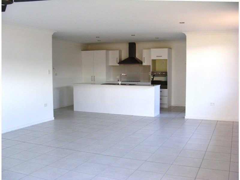 2/1 Stockbridge Court, Calliope QLD 4680