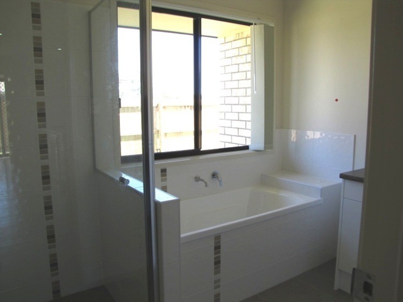 14 Canal Street, Calliope QLD 4680