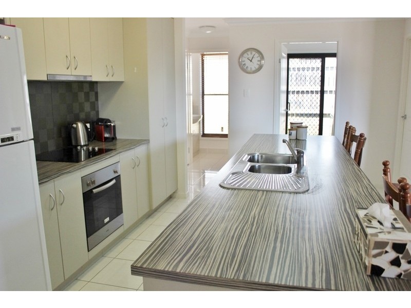 13  Sunpoint Way, Calliope QLD 4680