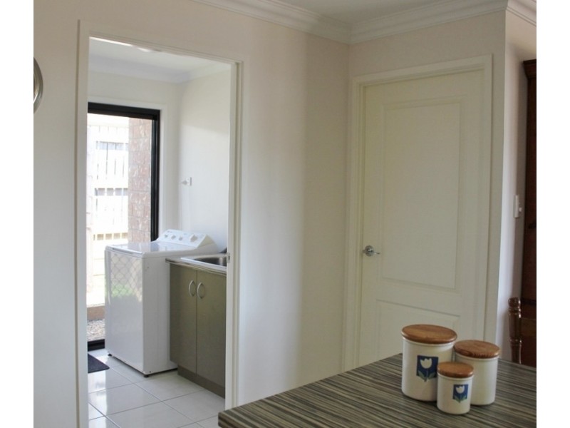 13  Sunpoint Way, Calliope QLD 4680