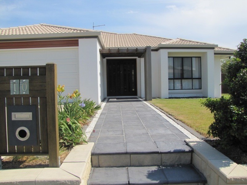 10 Sunpoint Way, Calliope QLD 4680
